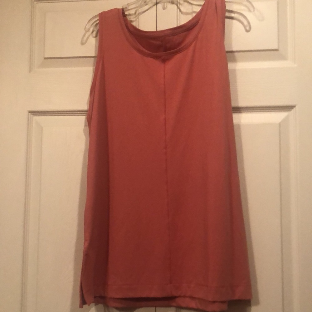 Wonderly Studio - Large - Apricot - Sleeveless Tunic